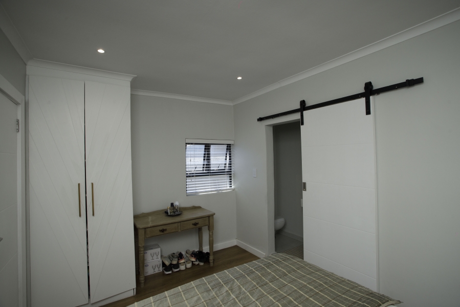 4 Bedroom Property for Sale in Loevenstein Western Cape